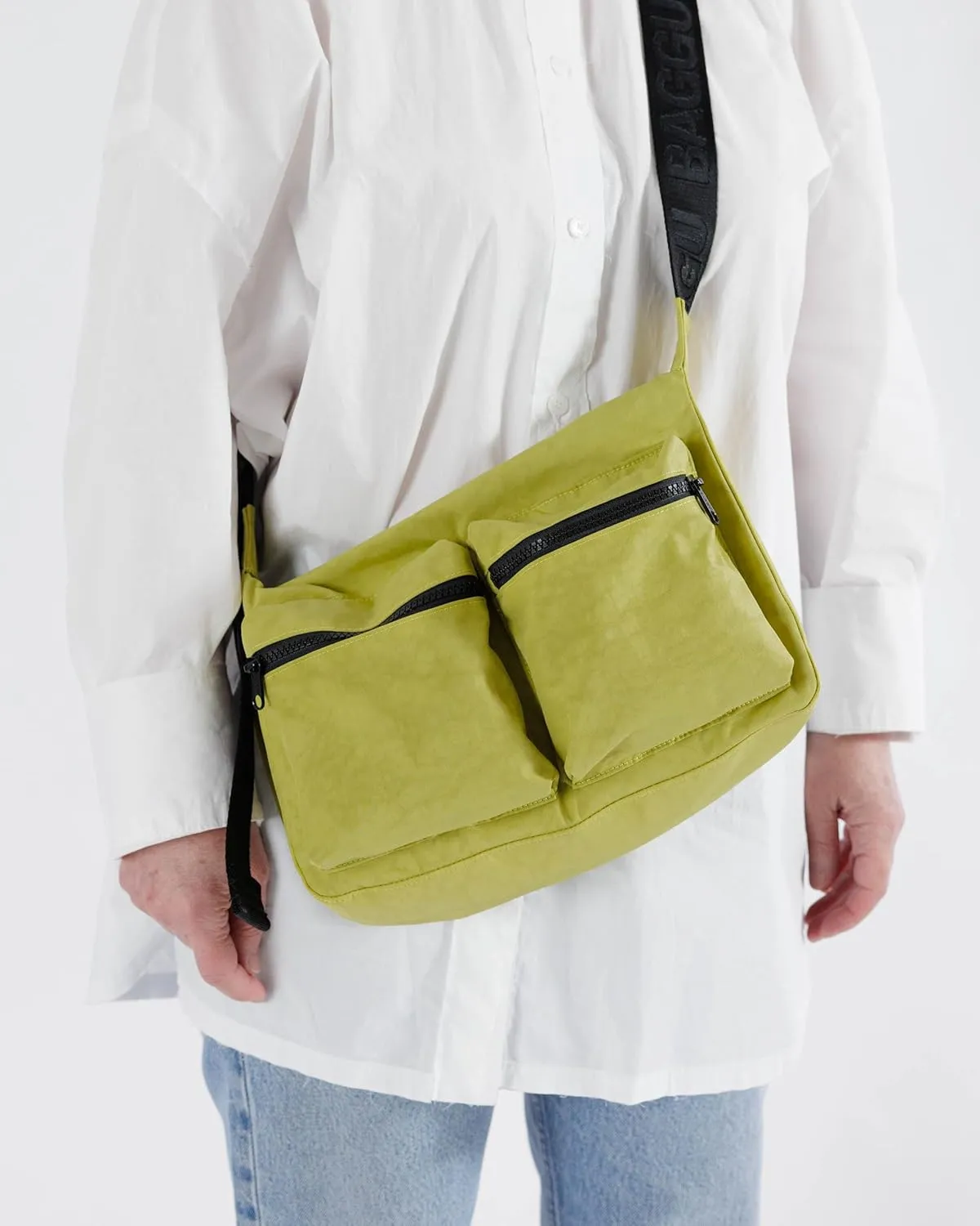 BAGGU Women's Medium Cargo Crossbody