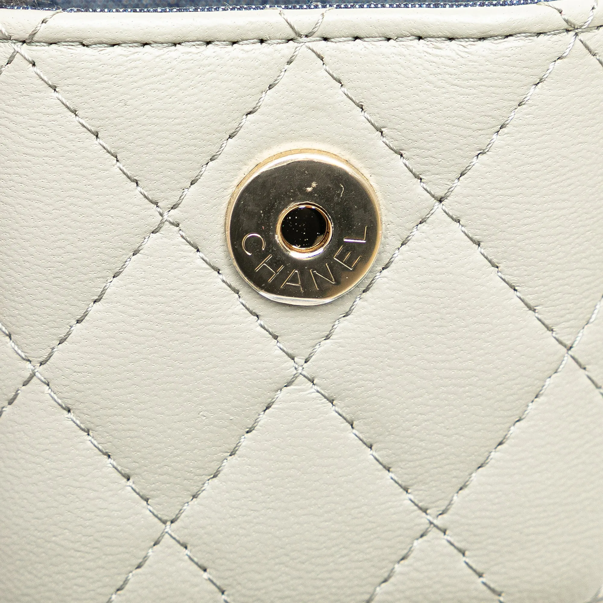 Chanel Mini Lambskin Elegant Chain Vanity Case
