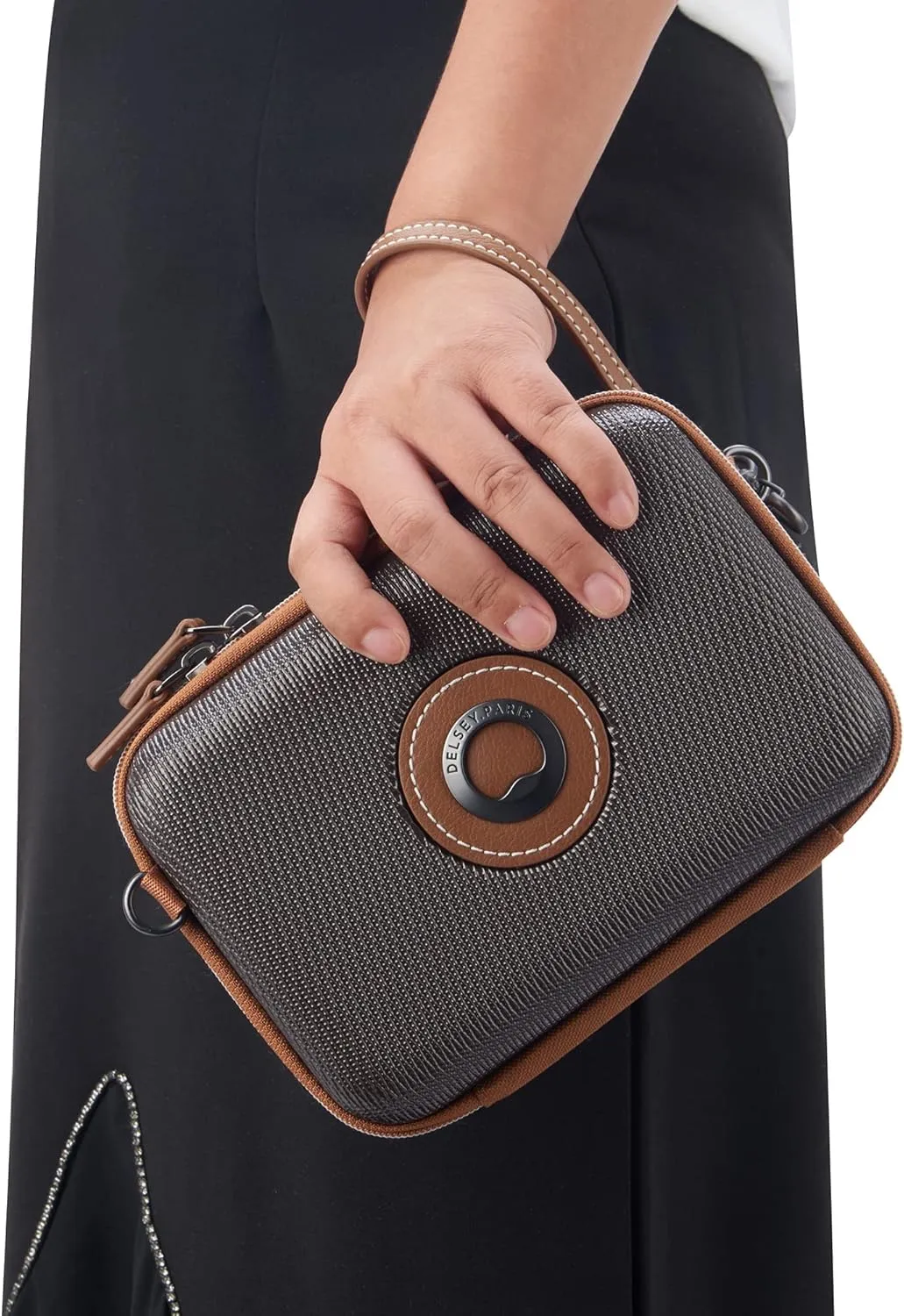 DELSEY Paris Women's Chatelet Air 2.0 Clutch and Crossbody Bag