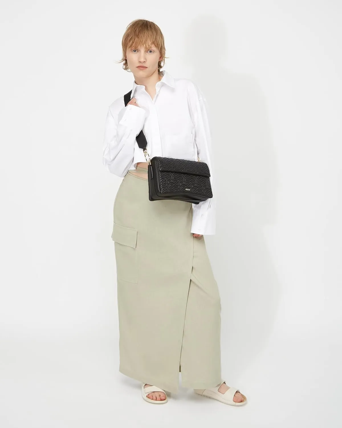 ECCO Large Pinch Crossbody