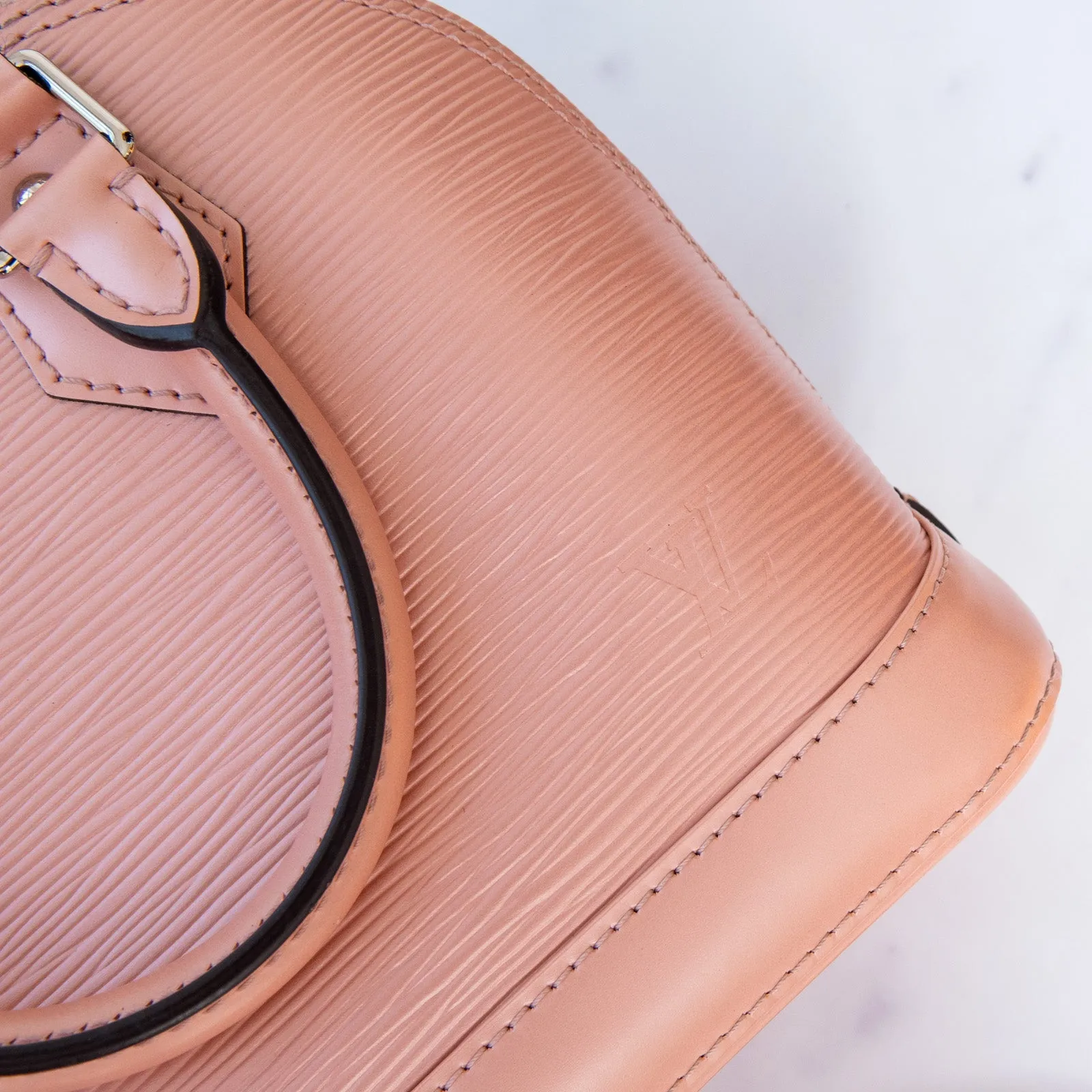 Epi Vuitton BB Leather Louis Monogram Alma Best-reviewed Bag Pink Highly functional