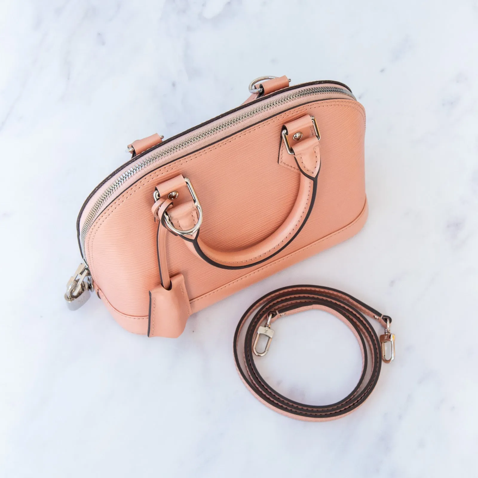Epi Vuitton BB Leather Louis Monogram Alma Best-reviewed Bag Pink Highly functional