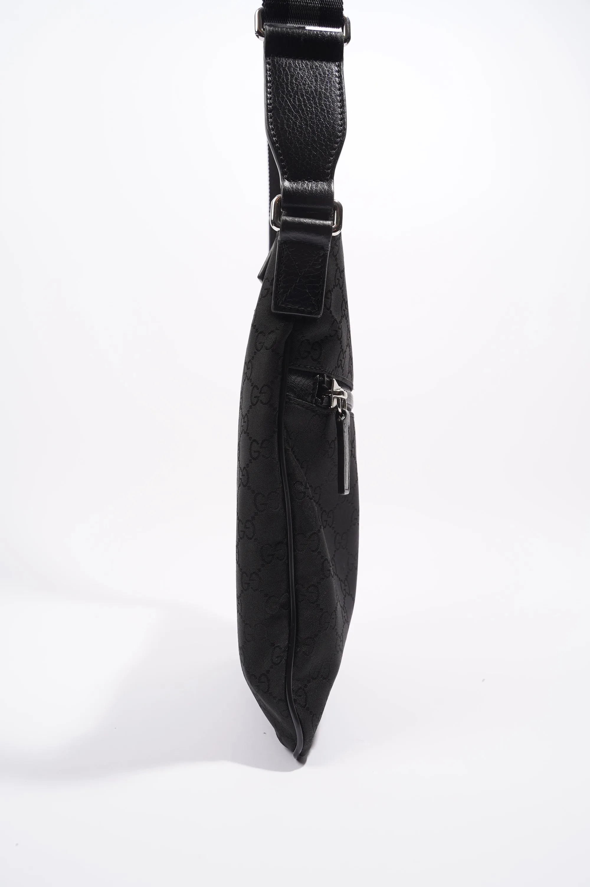 Gucci Mens GG Messenger Crossbody Black Nylon