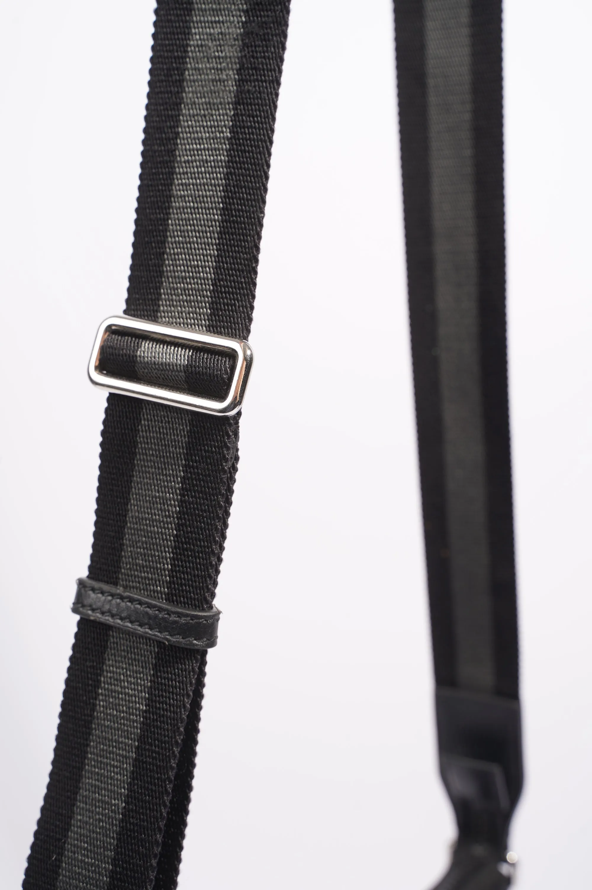 Gucci Mens GG Messenger Crossbody Black Nylon