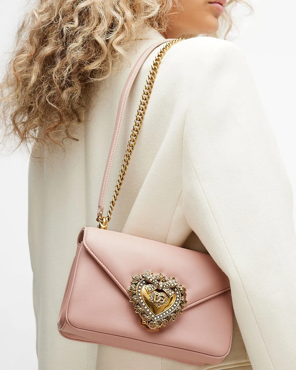 Heart Chain Shoulder Bag in Pink