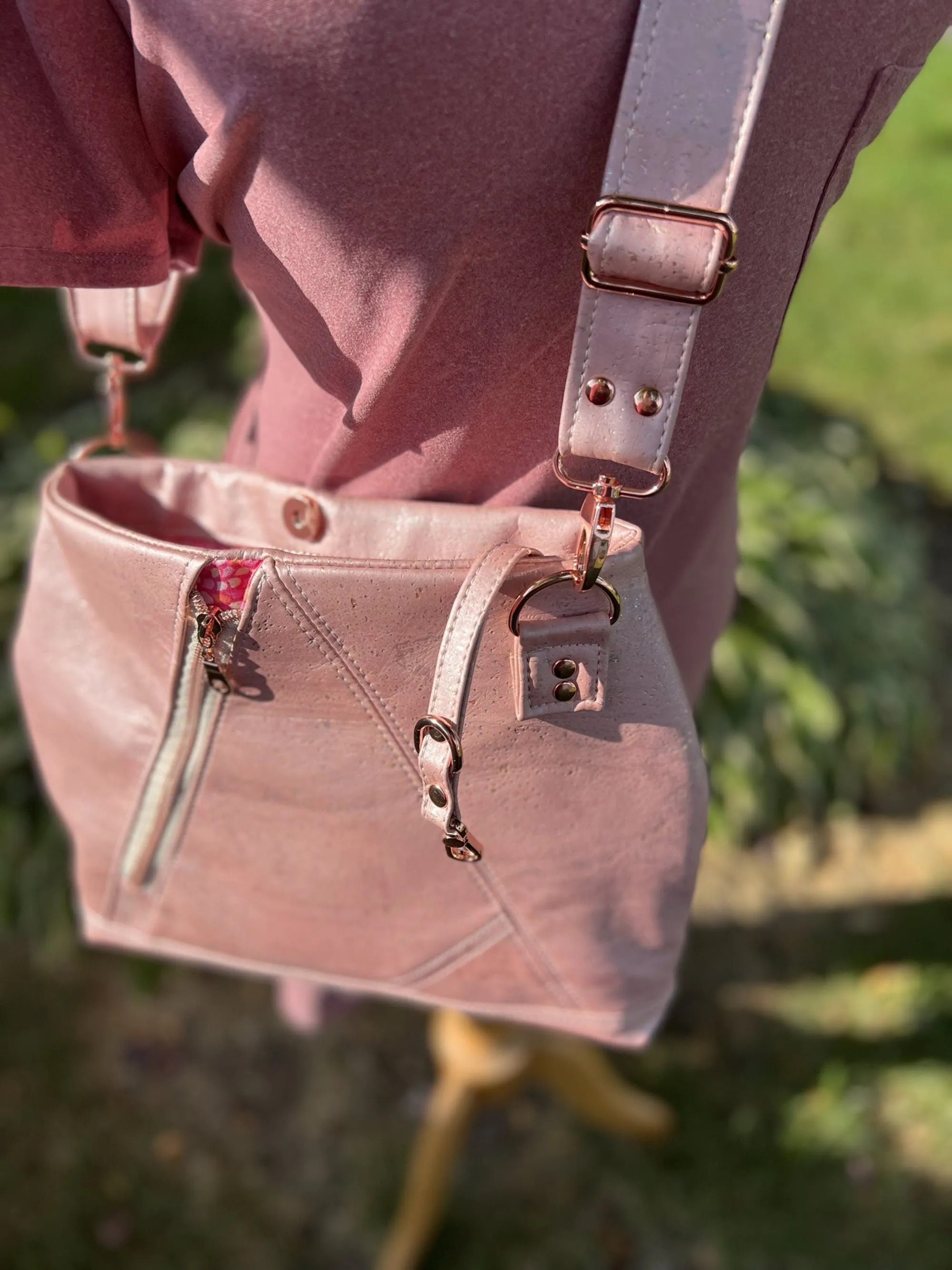 KMGhandmade Original Compass Crossbody Bag - Pink Natural Cork