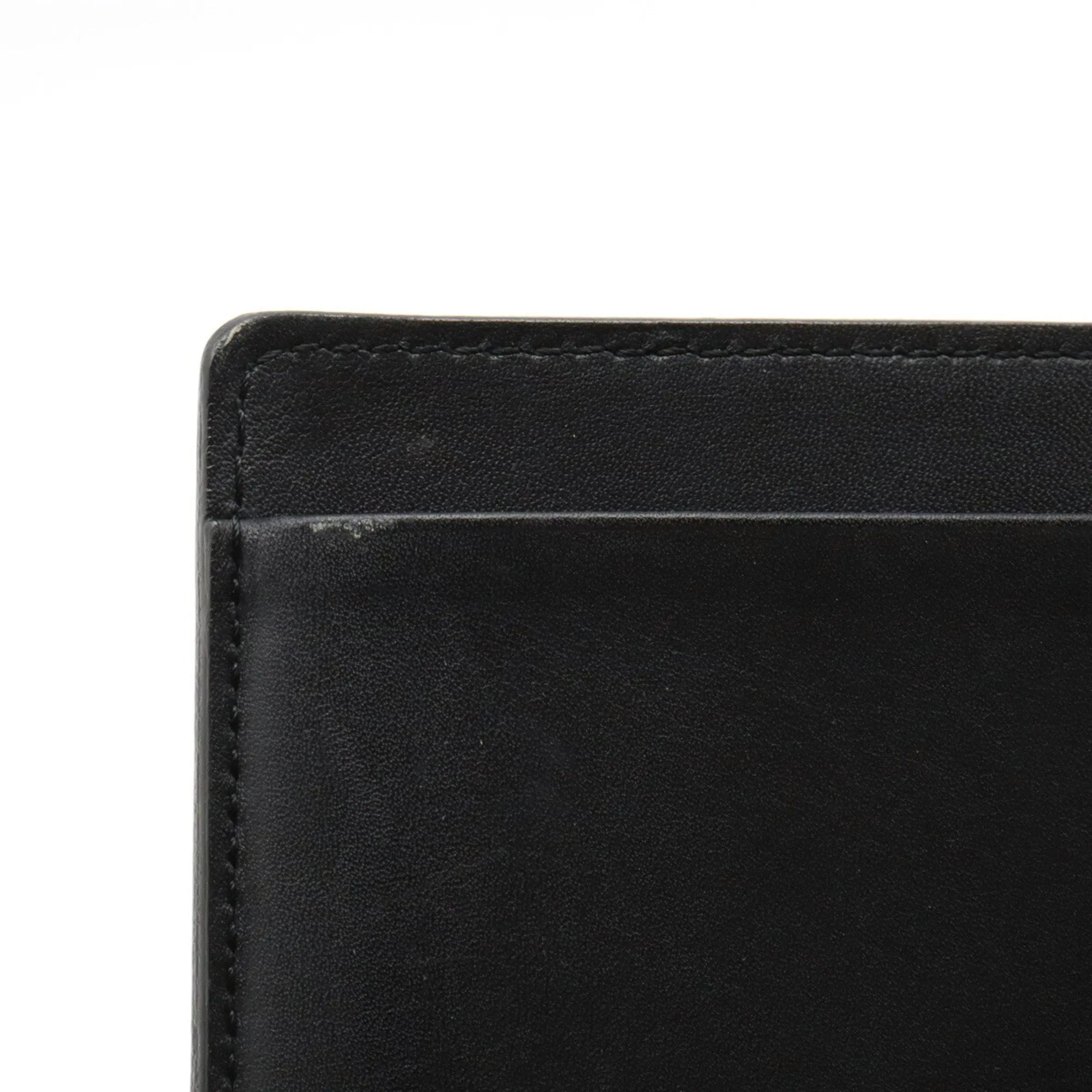 Louis Vuitton Passport Cover  Leather Wallet  ()