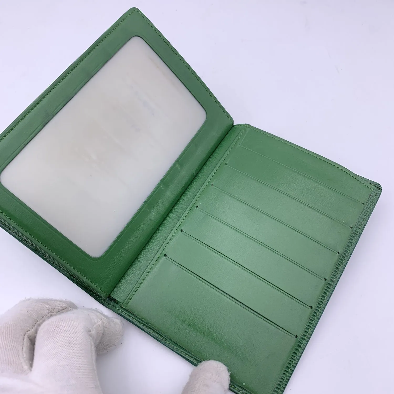 LOUIS VUITTON Vintage Green Epi Leather Doucument Holder Wallet