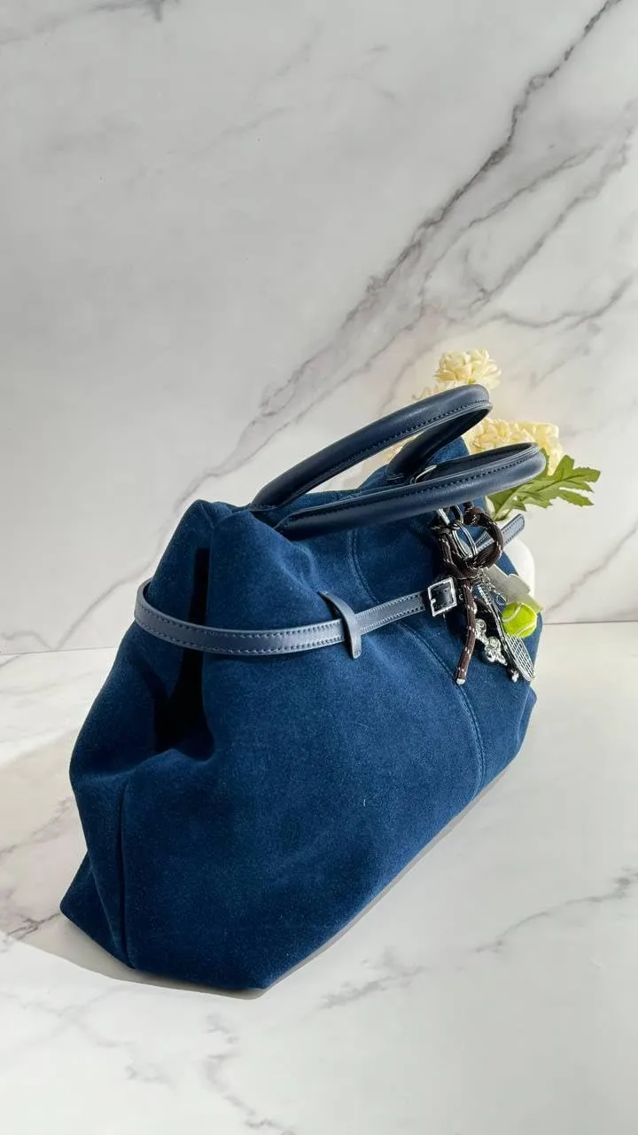 LuxeSuede – Premium Suede and Leather Handbag with Adjustable Strap