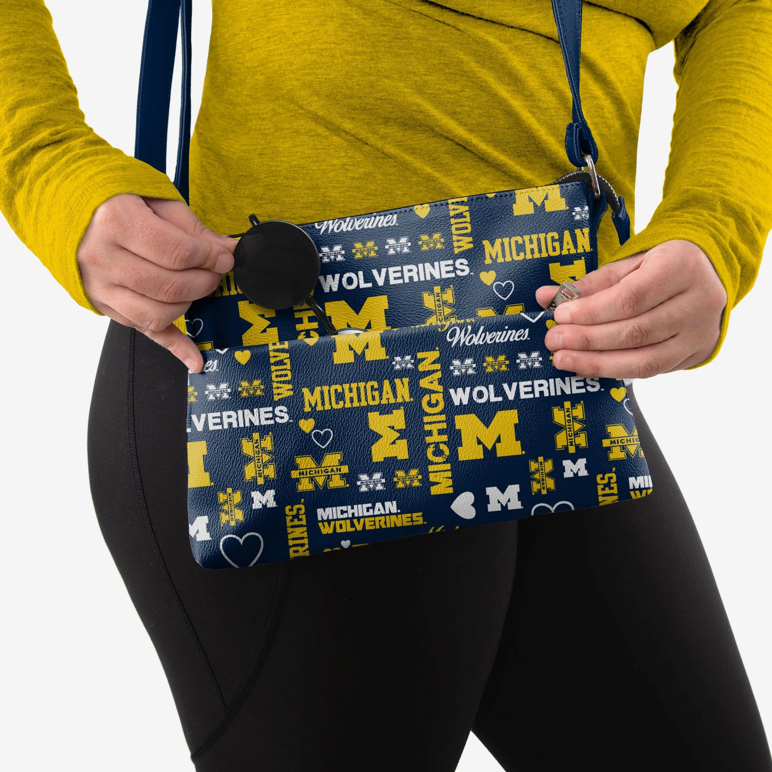 Michigan Wolverines Logo Love Crossbody Purse