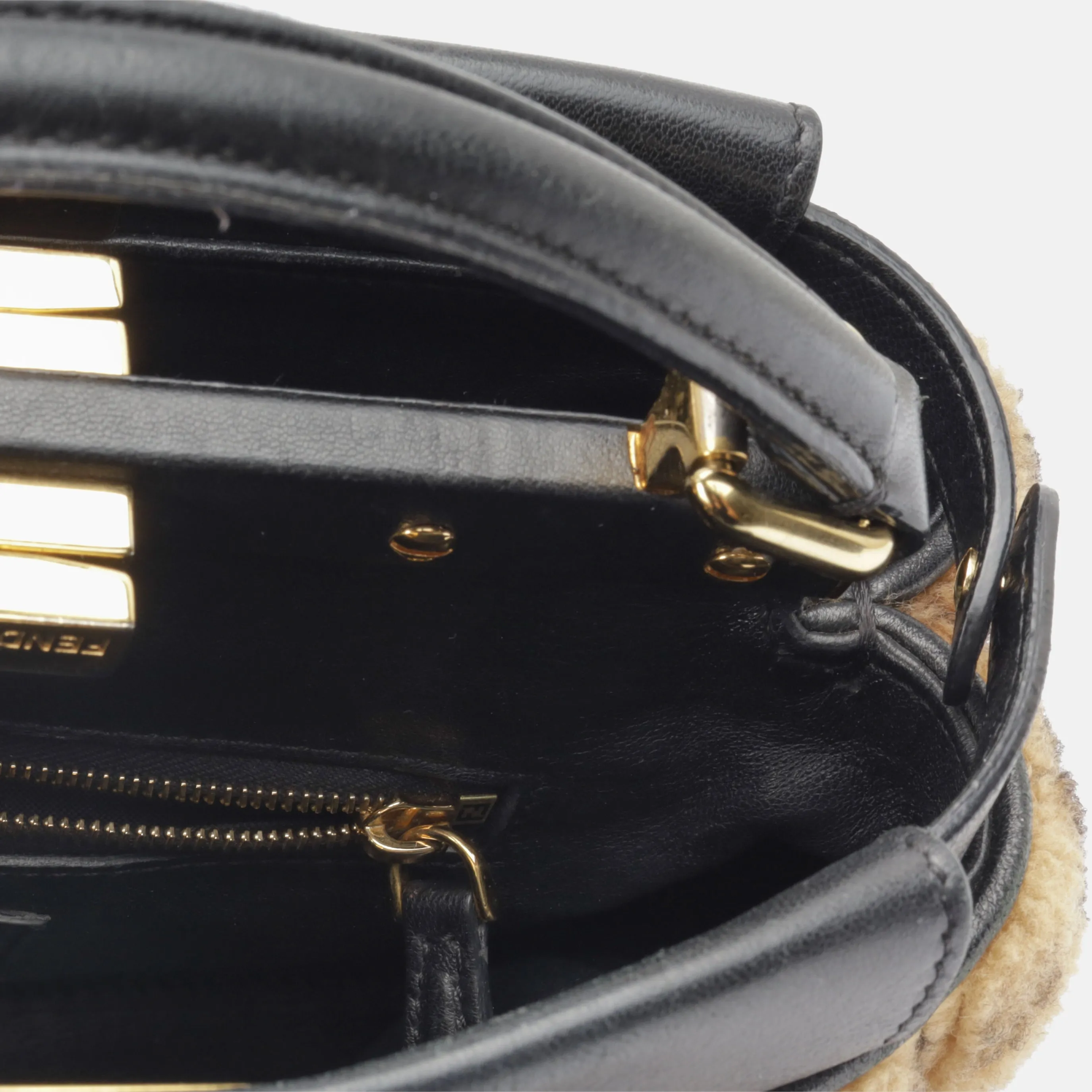 Mini Peekaboo - Shearling