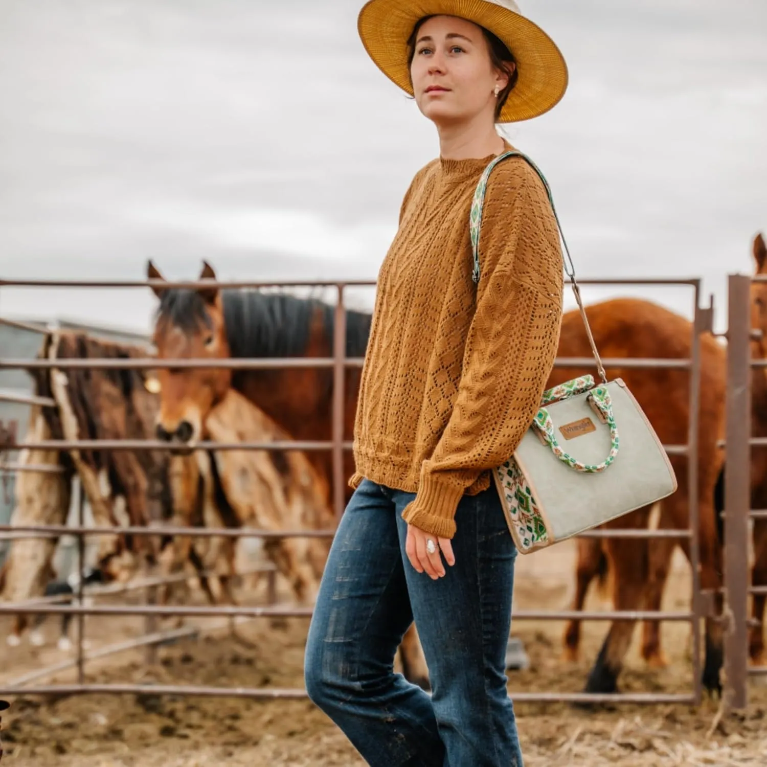 Montana West Wrangler Tote Bag for Women Western Retro Purse Top Handle Handbags with Aztec Strap