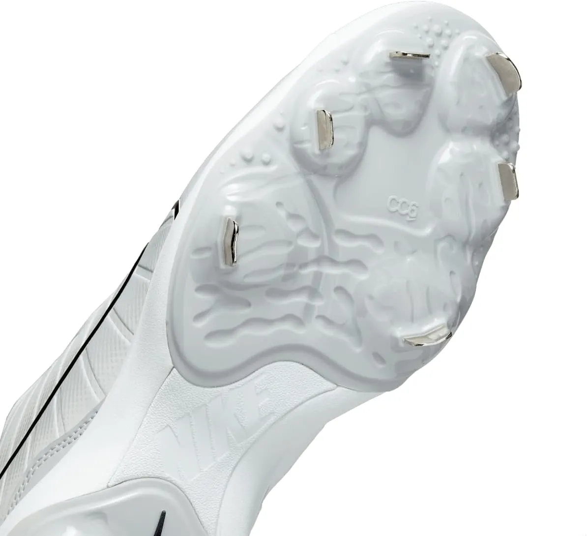 Nike Alpha Huarache Varsity 4 Low Metal Baseball Cleats