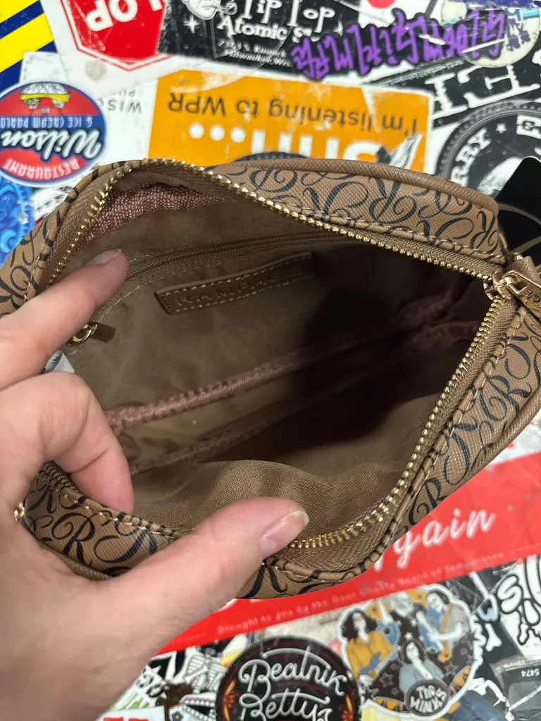 NWT RAMPAGE CHAIN STRAP CROSSBODY (org$68)