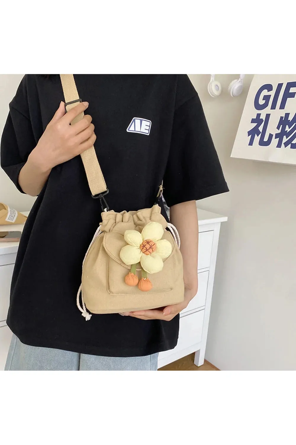 Petal Pouch Crossbody Bags