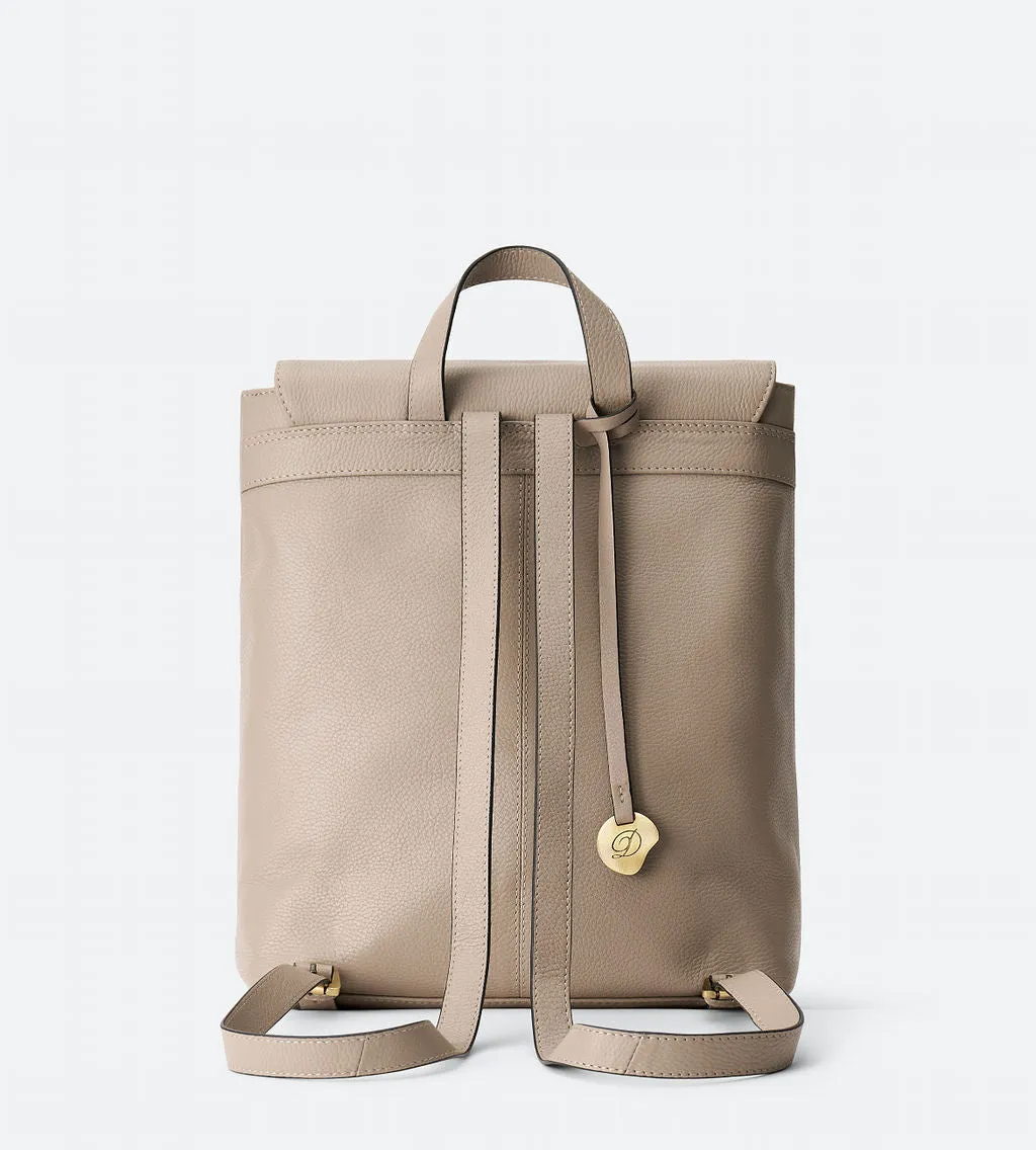 Removable Global reach Courteous with Large Clutch/Crossbody Cynthia Backpack The -