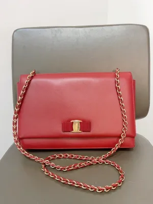 Responsive Ferragamo Bow Preloved Bag Red Leather Global express Crossbody Vara