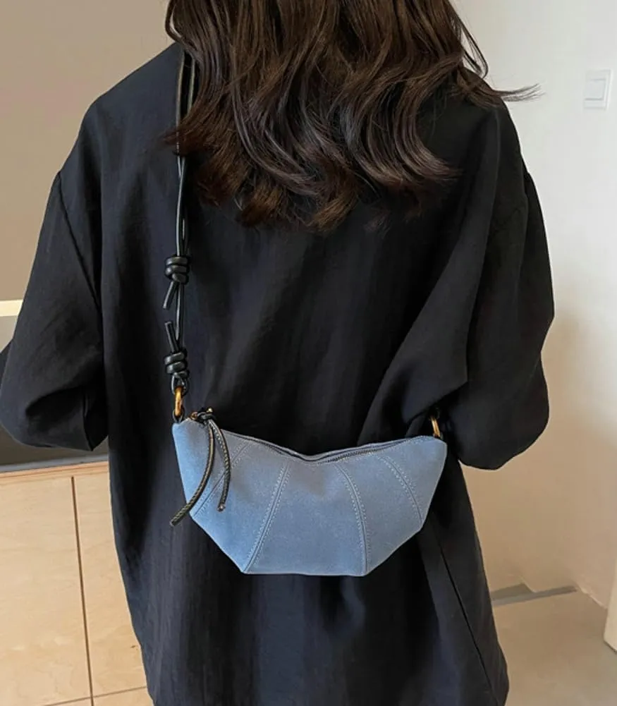 Retro Suede Handbag for Women Crescent Crossbody Bag Small Suede Shoulder Purse Dumpling Bag Half Moon Bag Fall