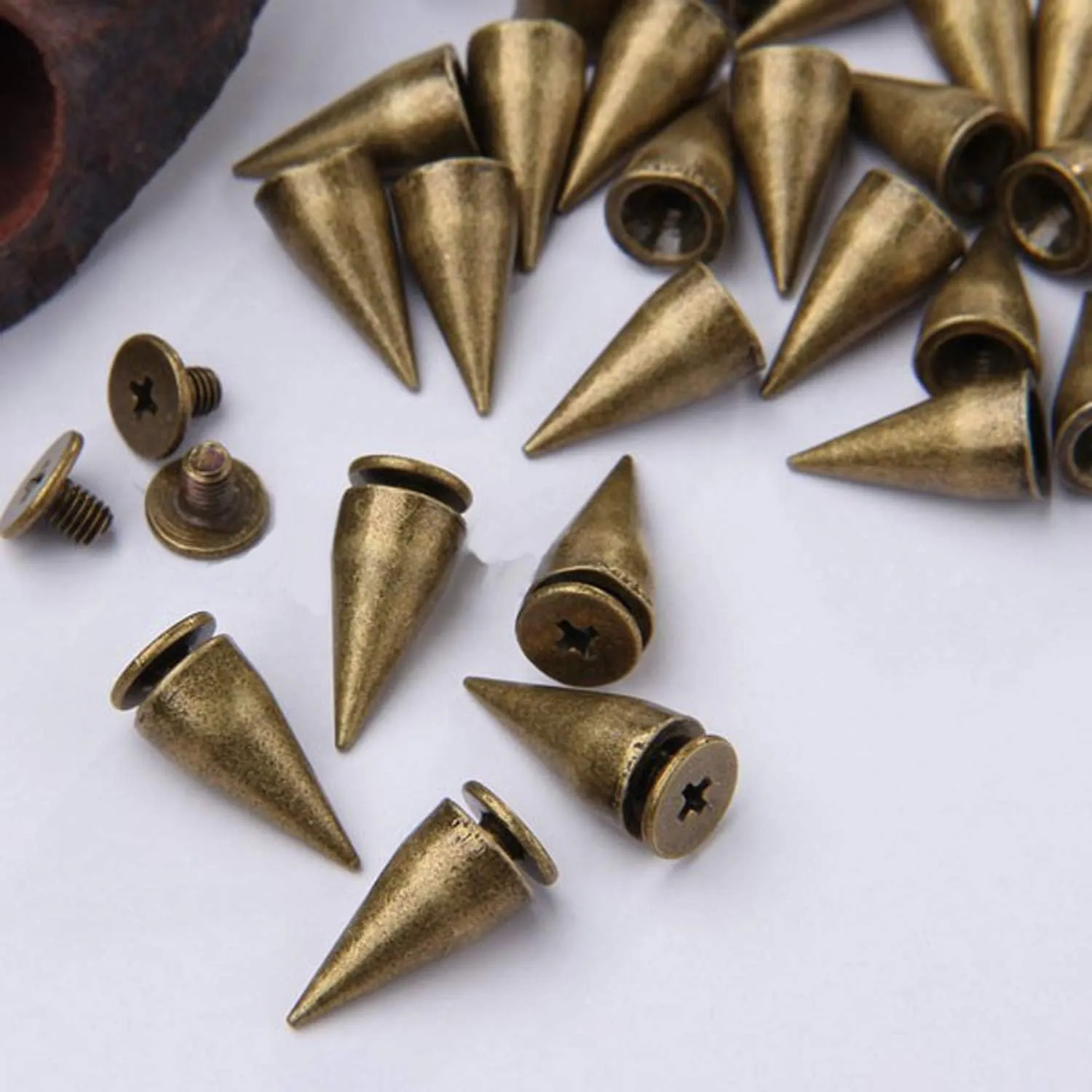 RUBYCA 100 Sets 13MM Bronze Color Bullet Cone Spike and Stud Metal Screw Back for DIY Leather-Craft