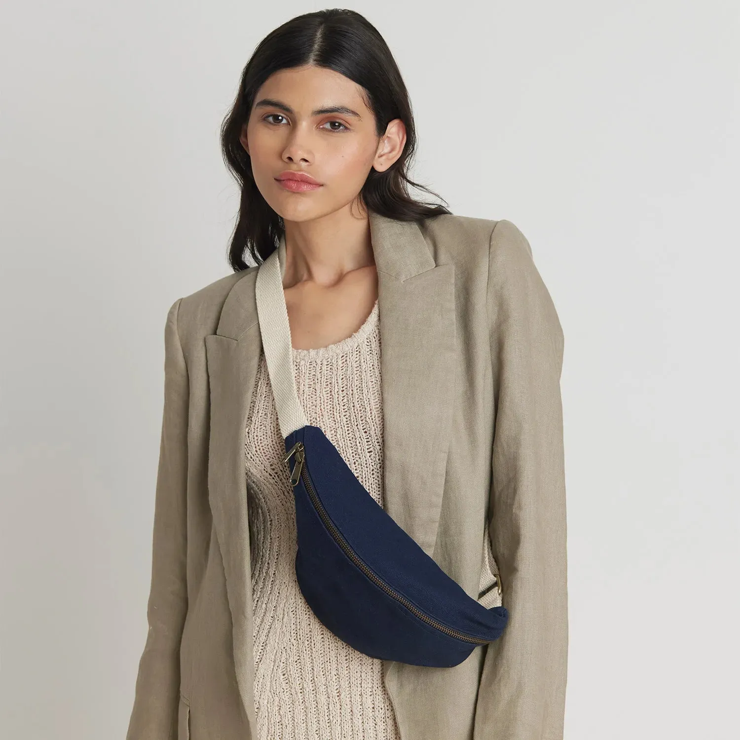 Safira Banana Bag