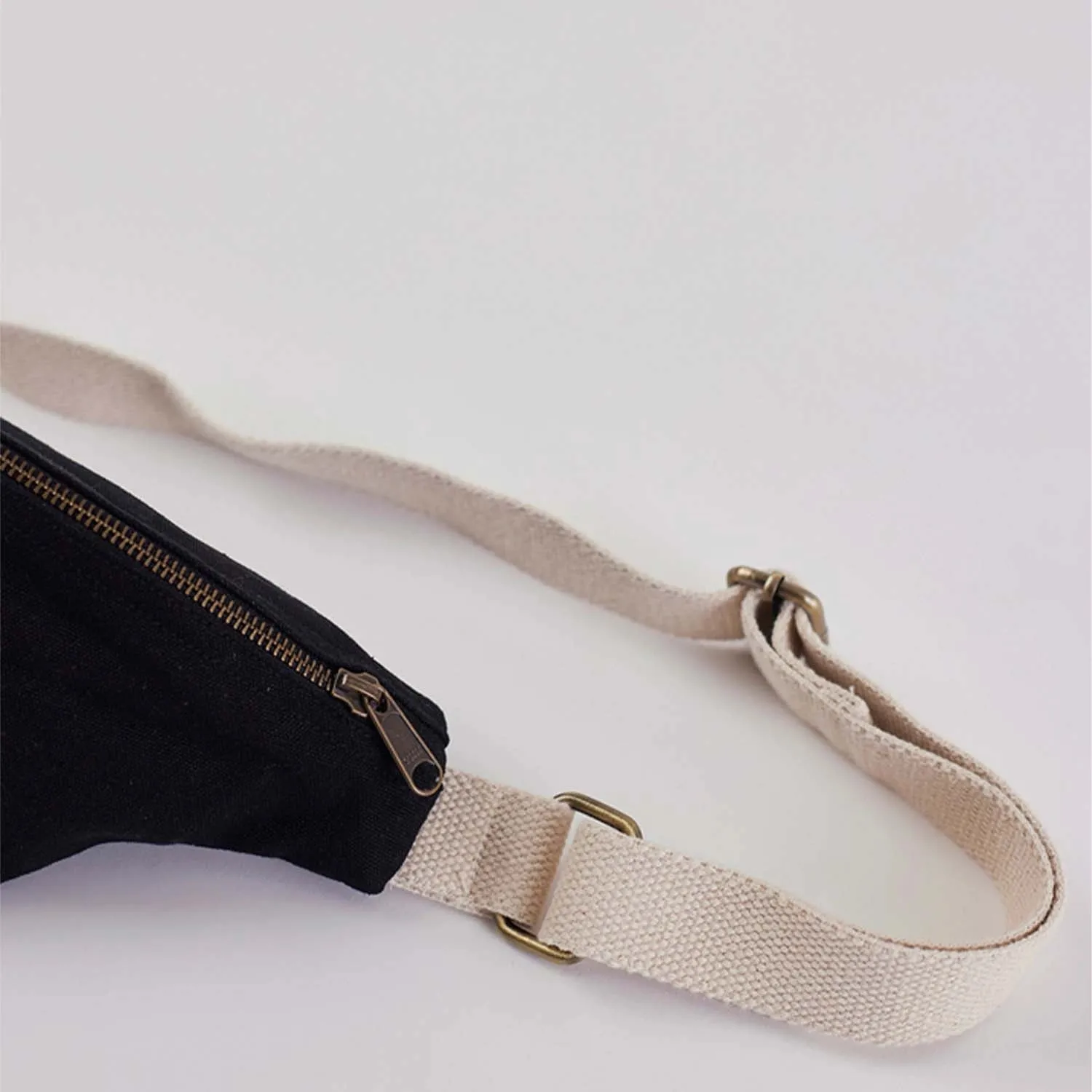 Safira Banana Bag