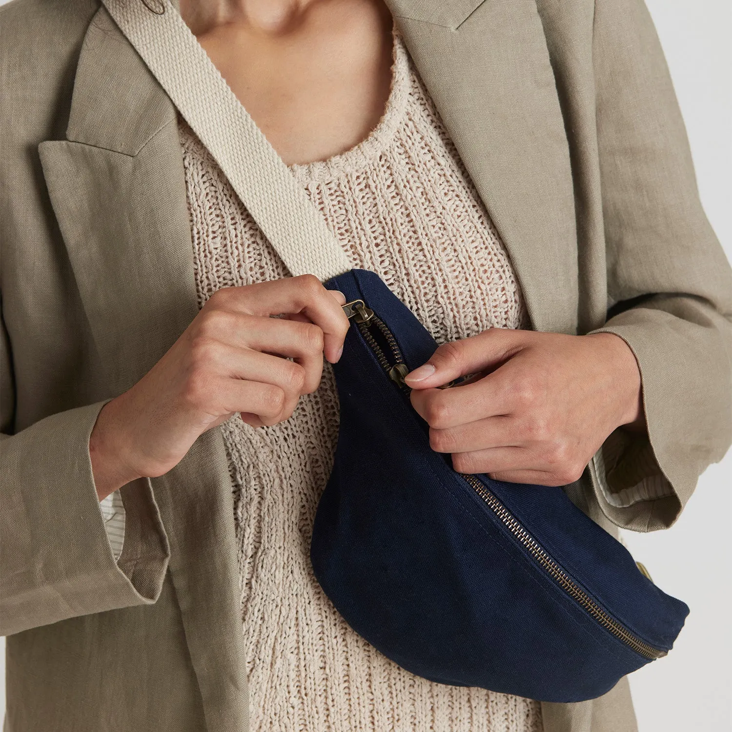 Safira Banana Bag