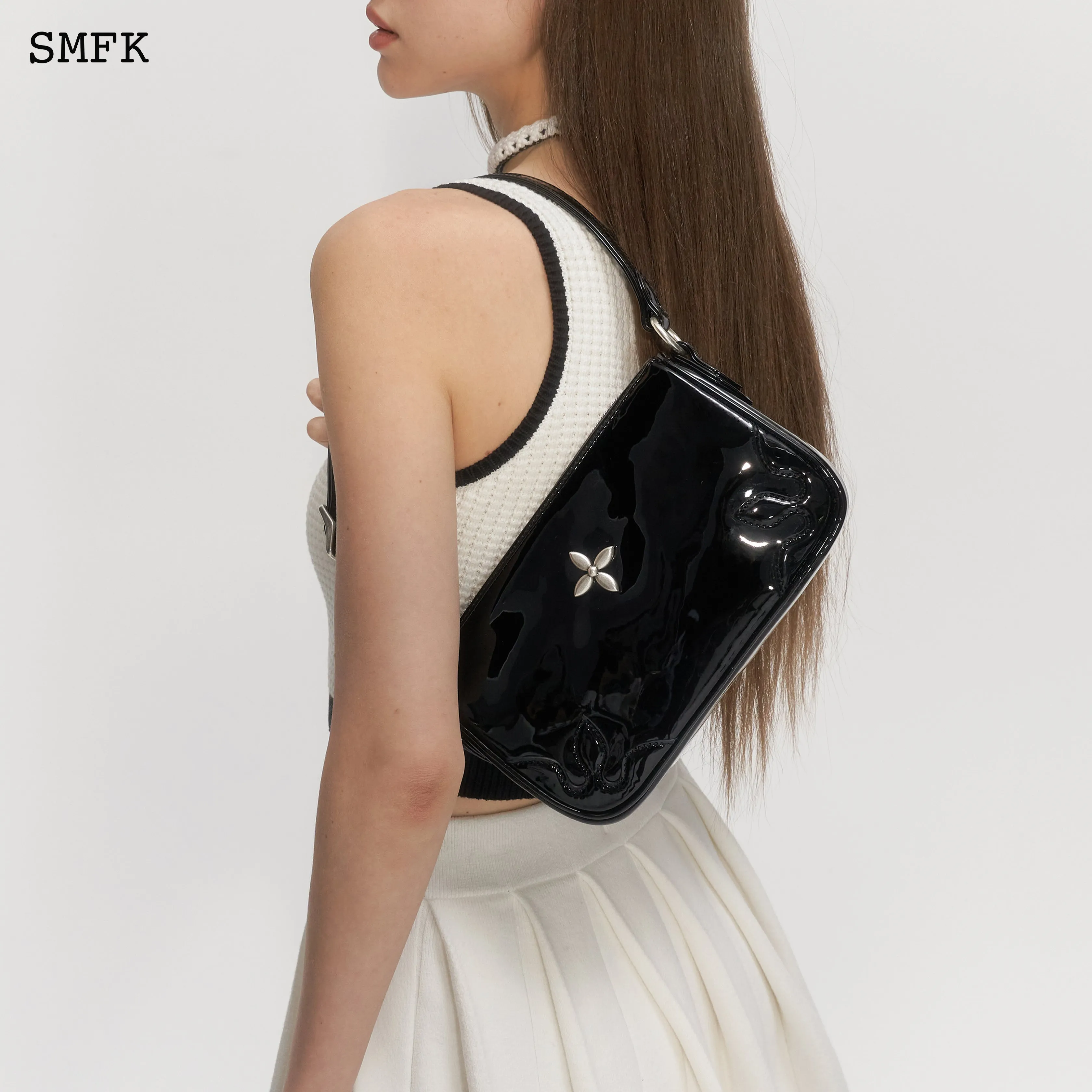 SMFK Flash Black Compass Kitty Bag