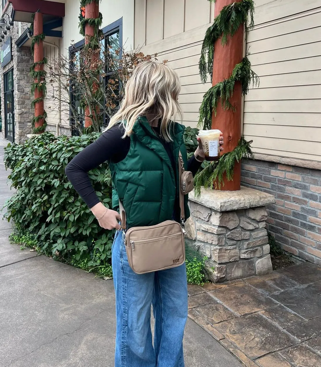 THE NOMADIC CROSSBODY IN SAND