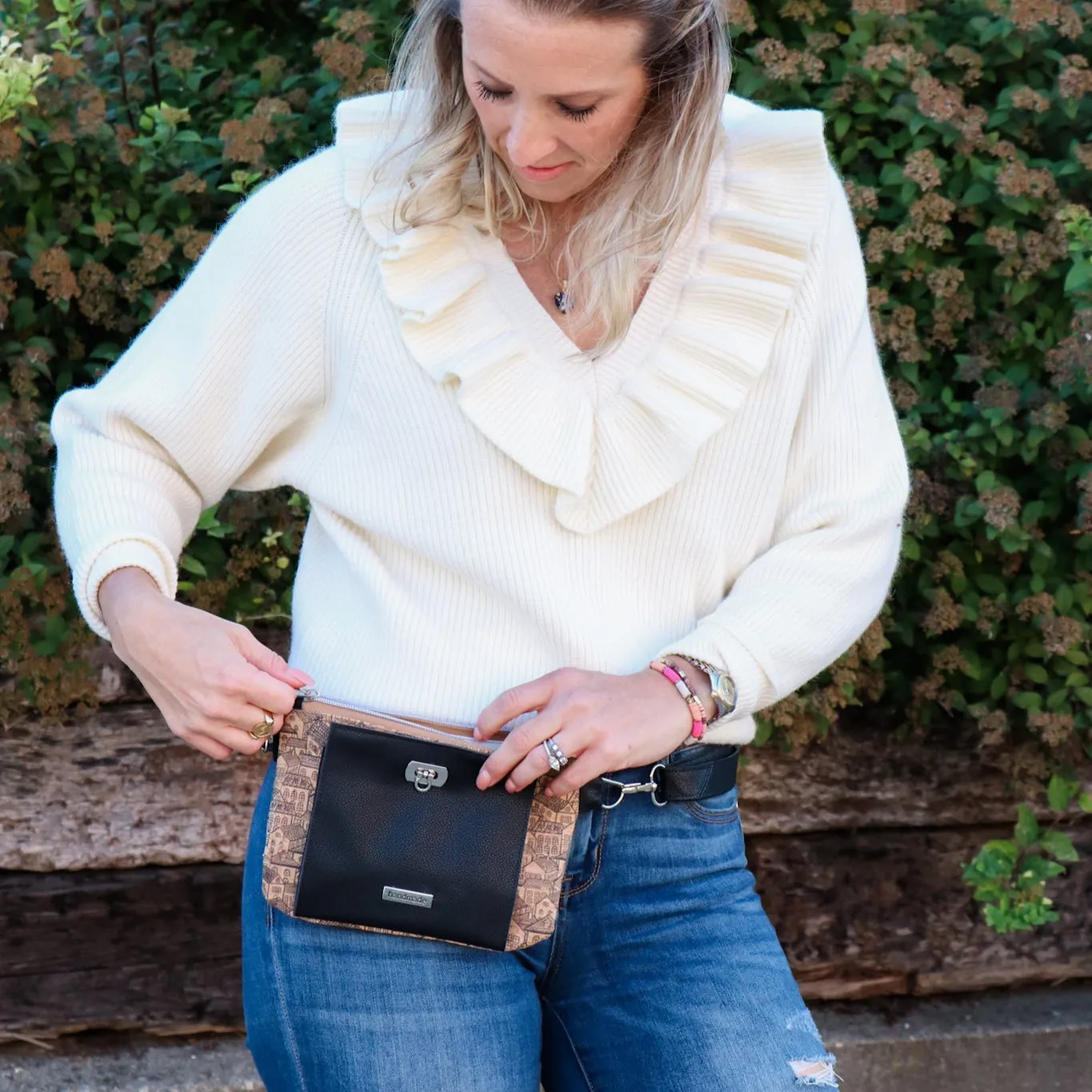 Wanderlust Traveler Travel Bag Kit