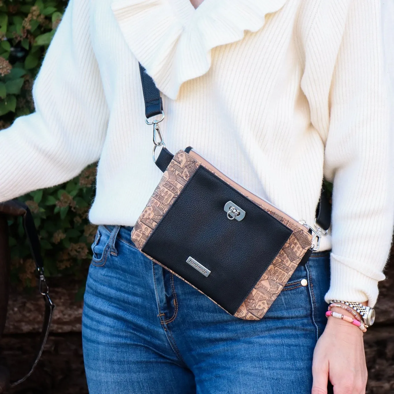 Wanderlust Traveler Travel Bag Kit