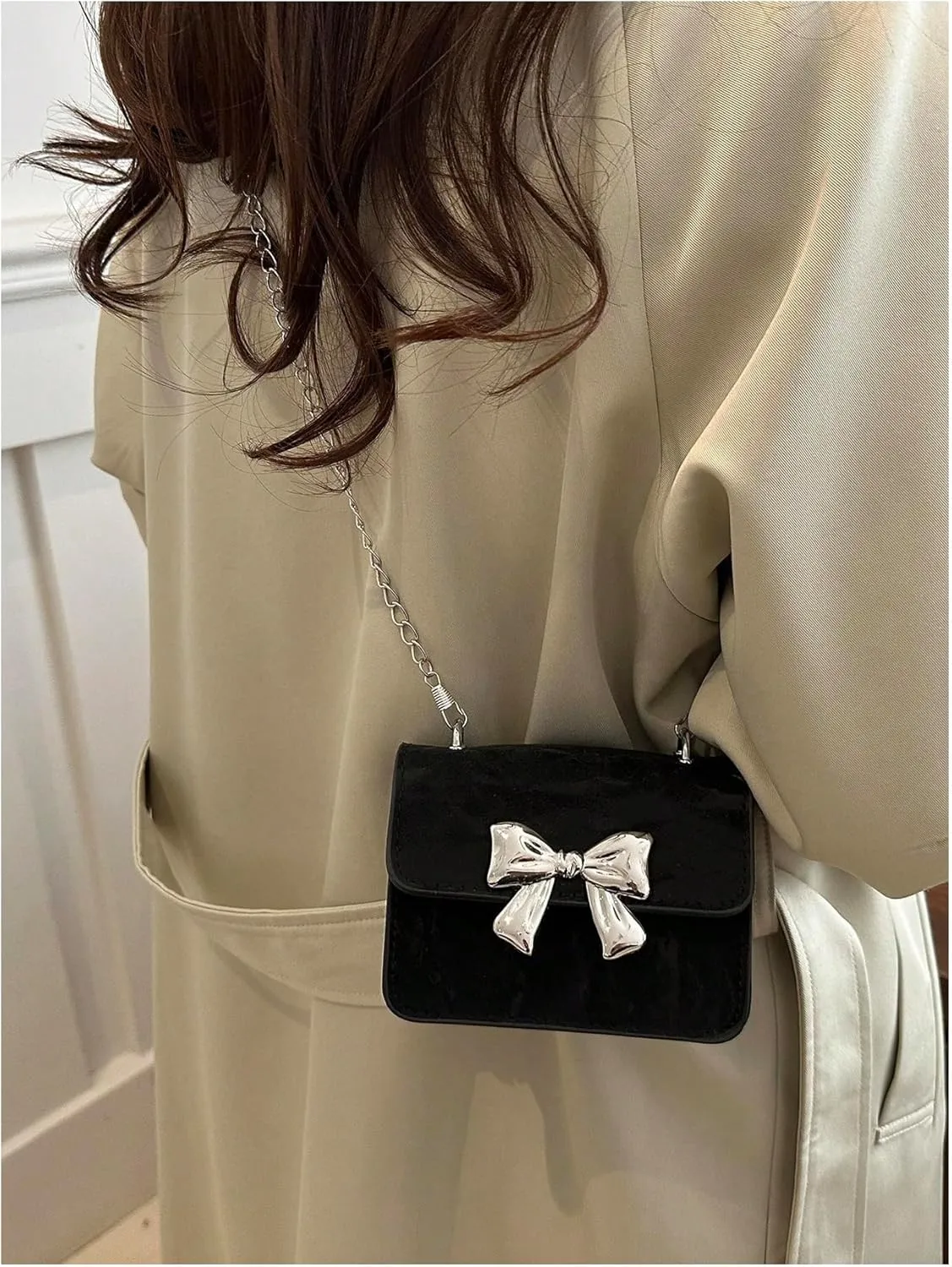 Women' Bowknot Mini Flap Handbag Chain Strap Mini Square Bag Cute Crossbody Purse