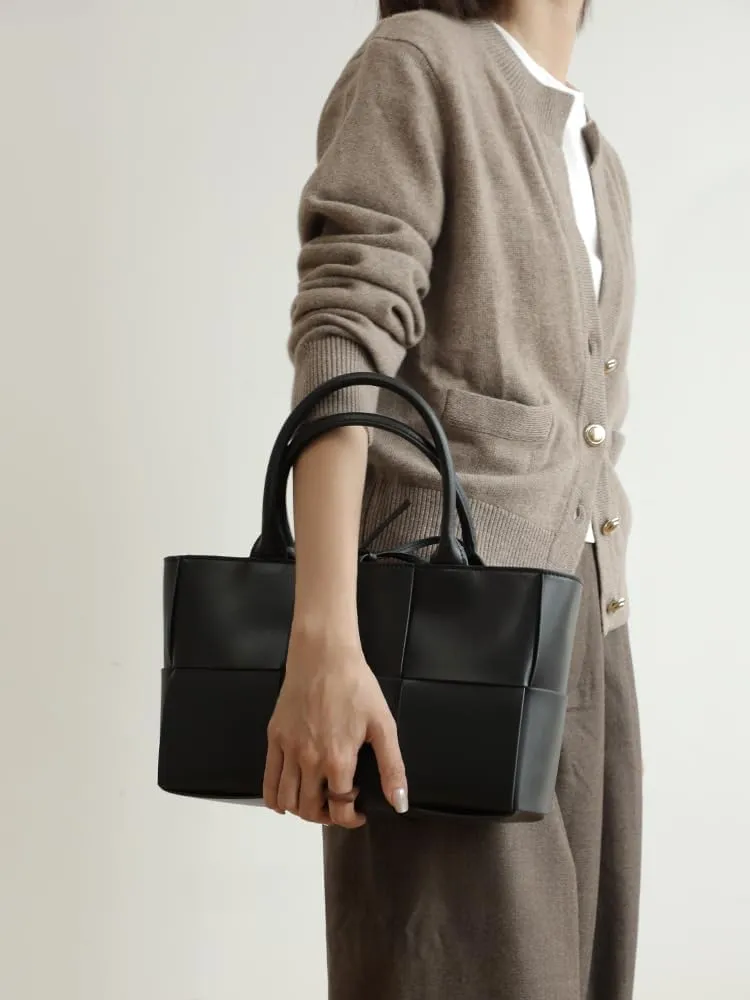 Women's Leather Woven Large Capacity Totes Handbag Commuting Hand Carry Shoulder Crossbody Bag Pillow Bag Versatile Hobo